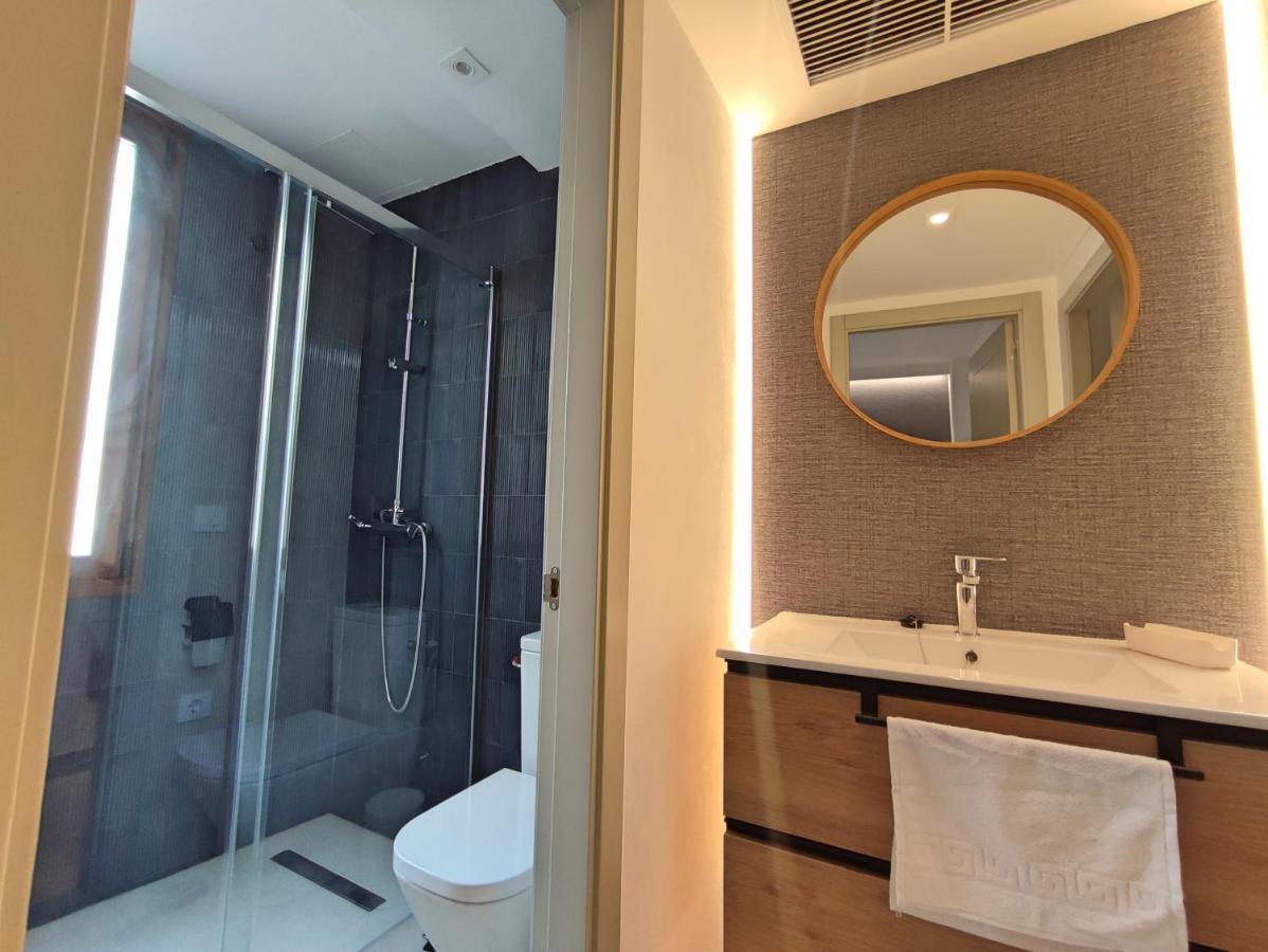 Alojamiento San Basilio Suite กอร์โดบา ภายนอก รูปภาพ