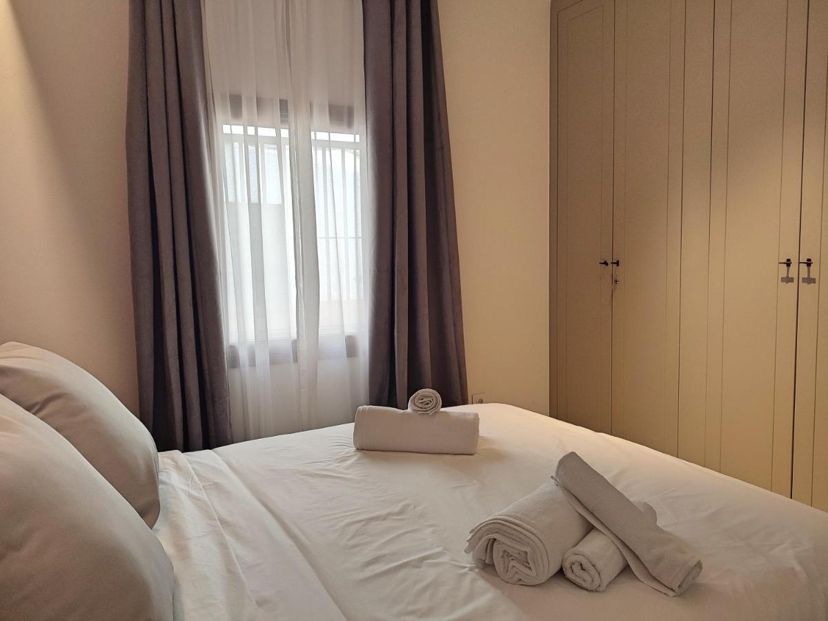 Alojamiento San Basilio Suite กอร์โดบา ภายนอก รูปภาพ