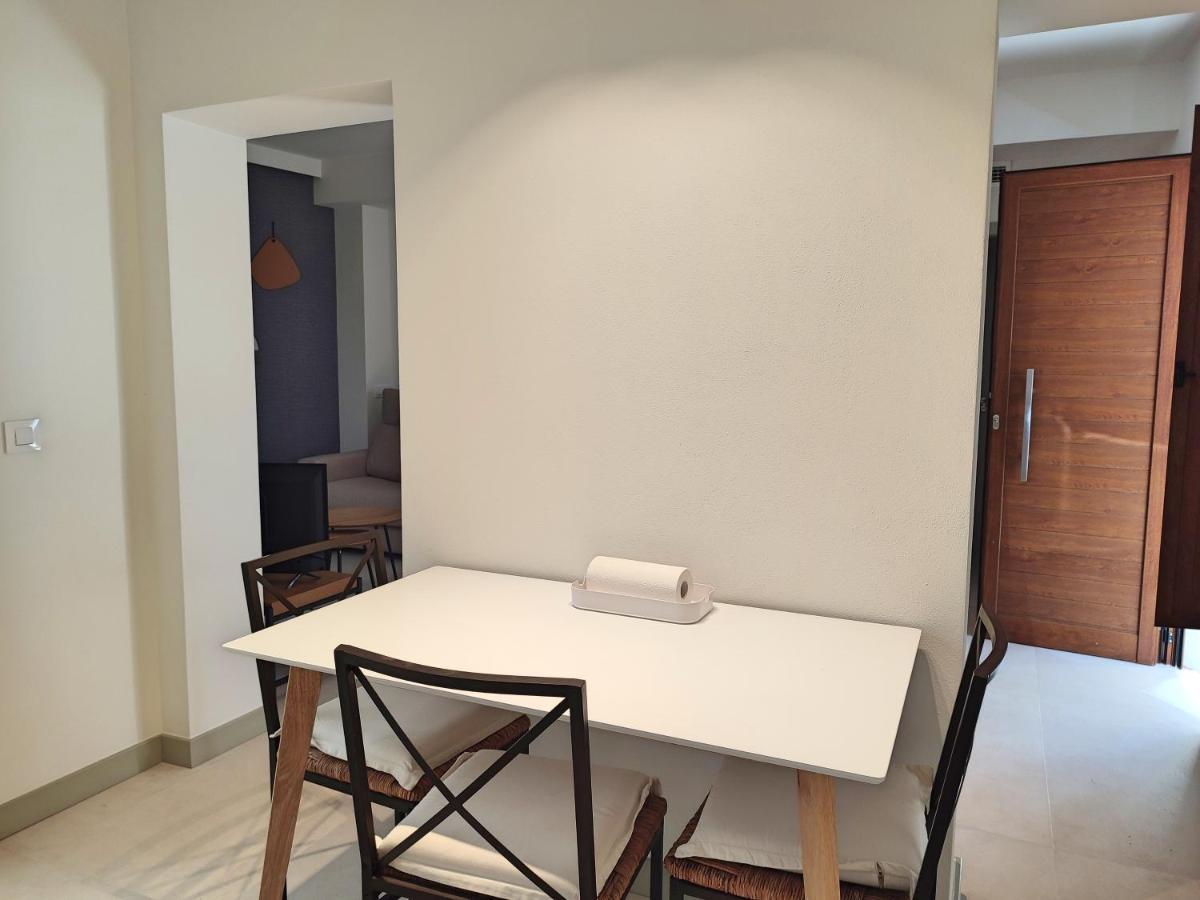 Alojamiento San Basilio Suite กอร์โดบา ภายนอก รูปภาพ